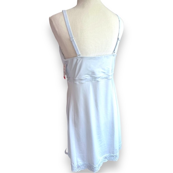 Essential Bodywear Charlee Lacy Chemise Heaven size LF - Picture 3 of 9
